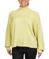 Снимка на Дамски пуловер