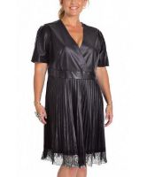 Снимка на Рокля от еко кожа