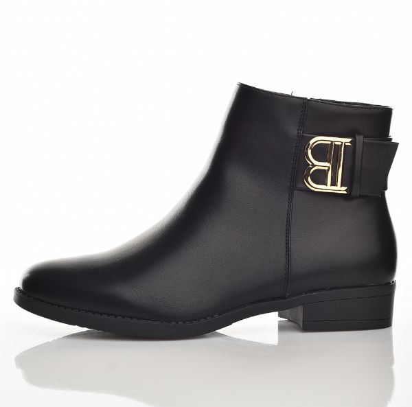 Снимка на Дамски Боти 