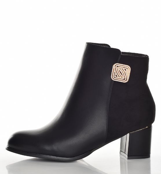 Снимка на Дамски Боти 