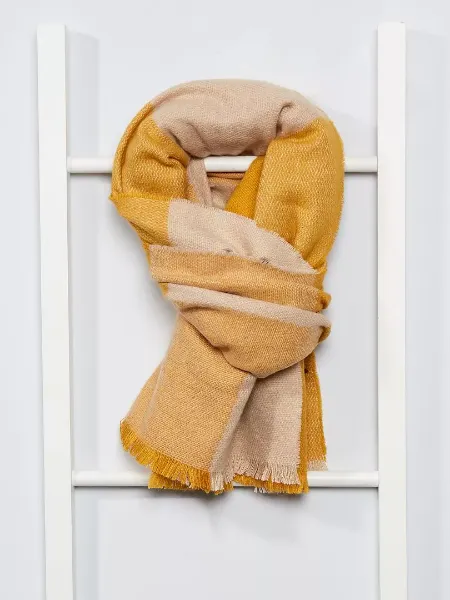 Снимка на Дамски шал