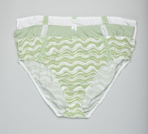 Снимка на Бикини - 3 броя