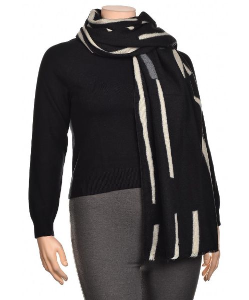 Снимка на Дамски шал с вълна