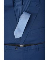 Снимка на Мъжки костюм с вратовръзка